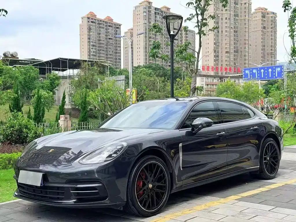 Porsche Panamera 2017
