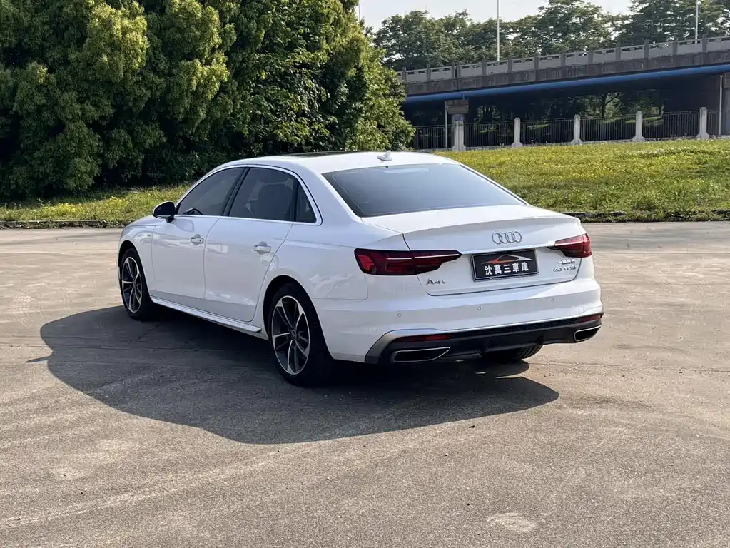 Audi A4L 2023 40 TFSI Fashion
