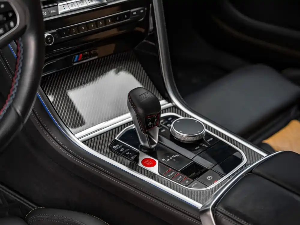 BMW M8 — миниатюра 10