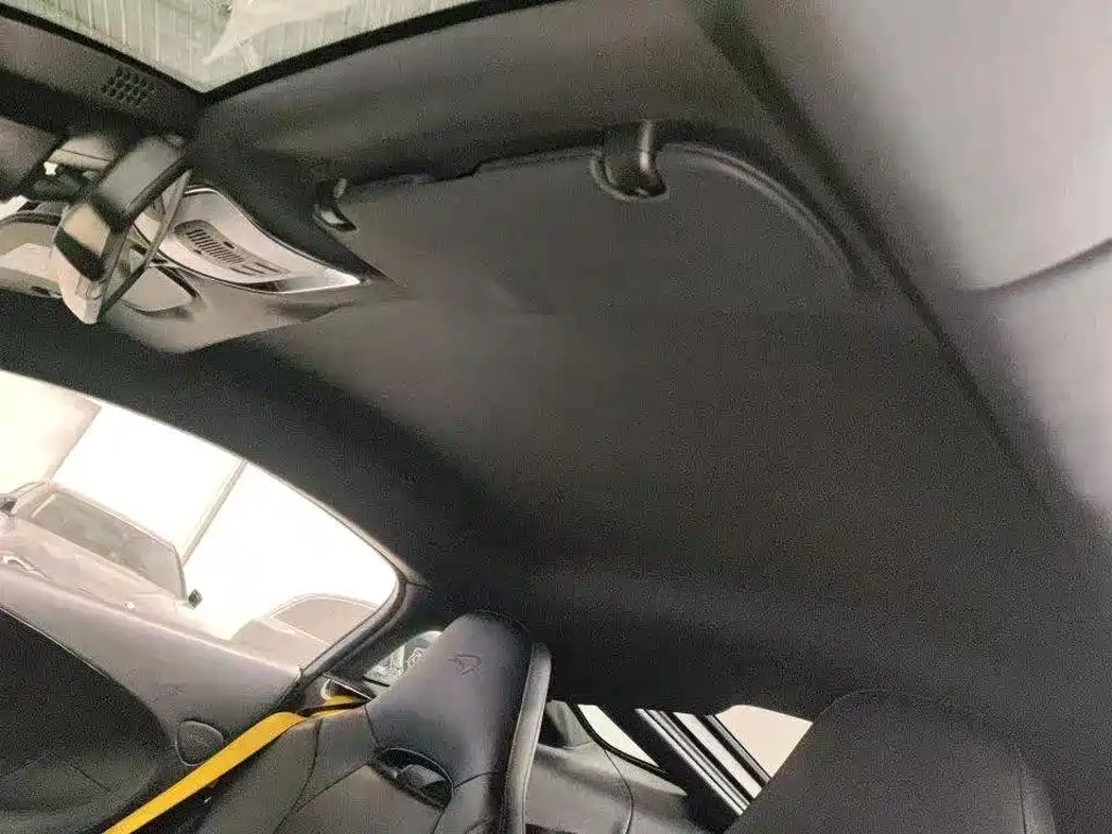 McLaren GT — миниатюра 5