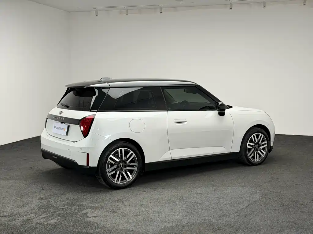 Mini COOPER 2025 466km COOPER E