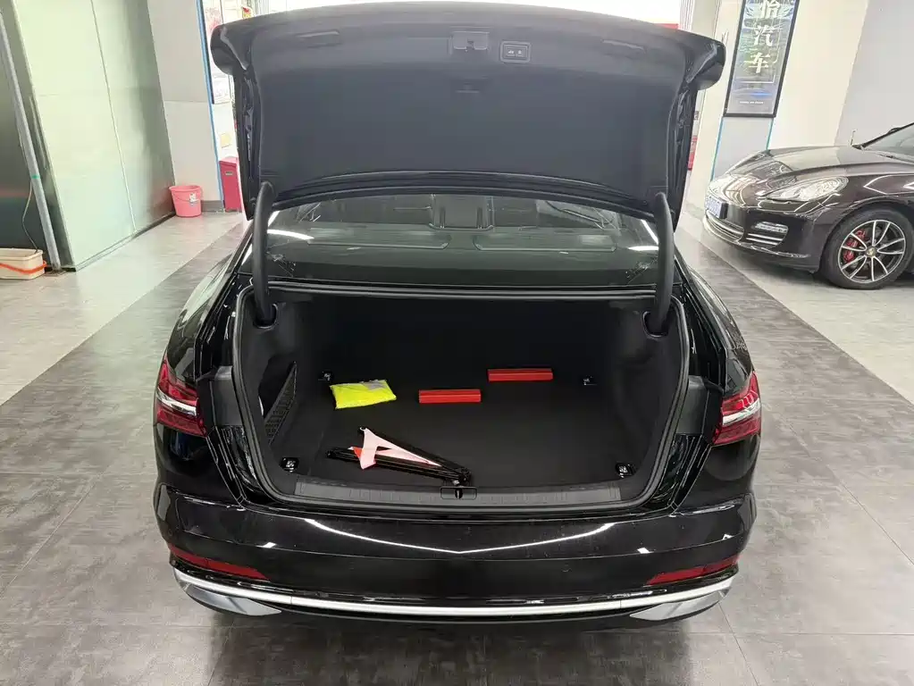 Audi A6L 2026 45 TFSI