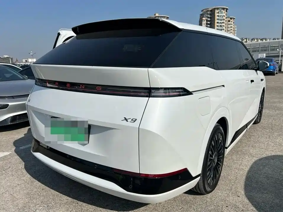 XIAOPENG X9