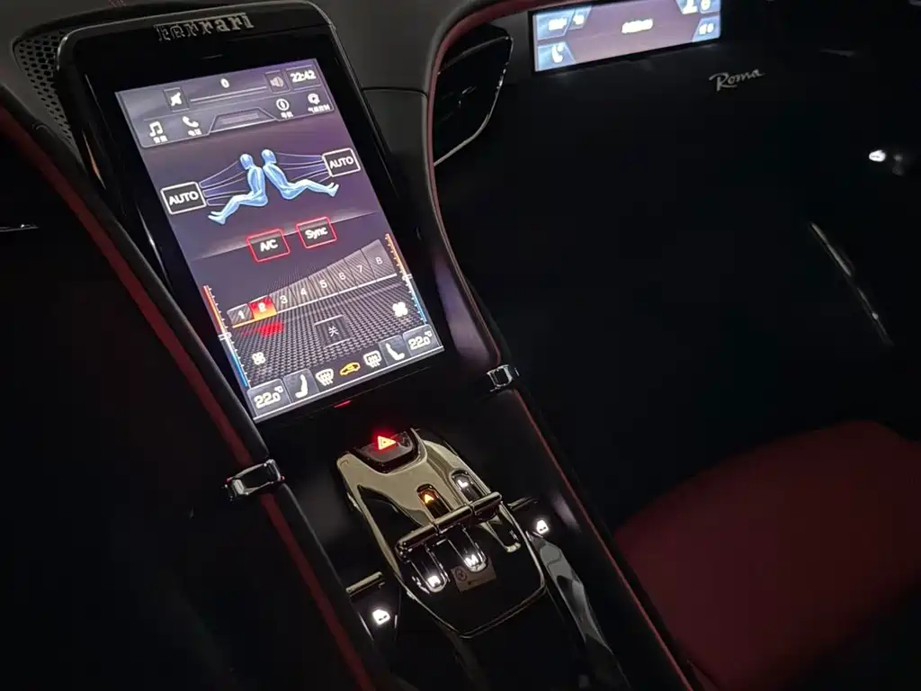 Ferrari Roma — миниатюра 13
