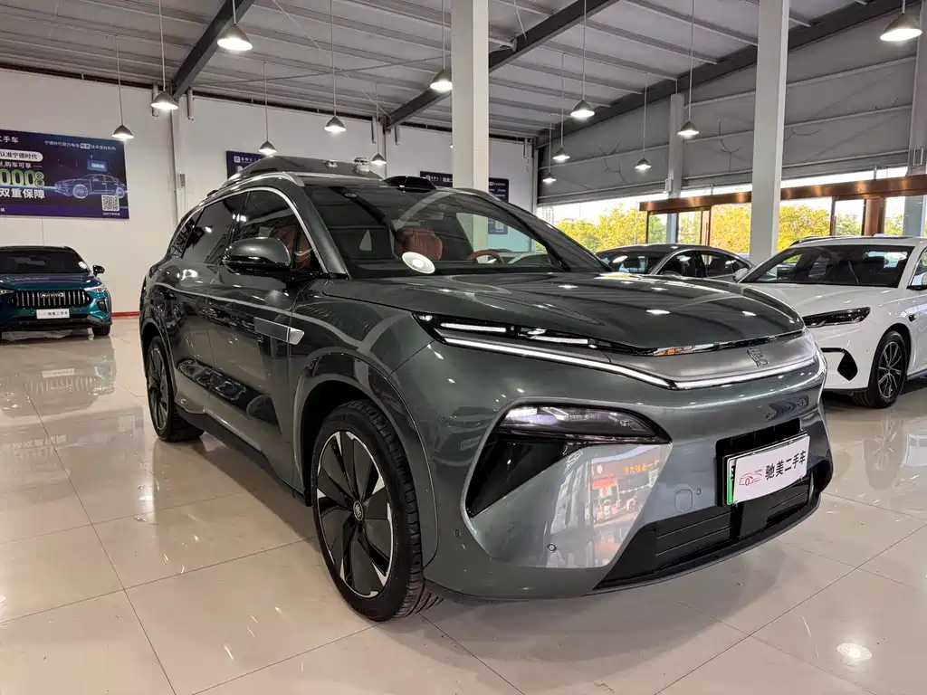 BYD Tang L - фото 3