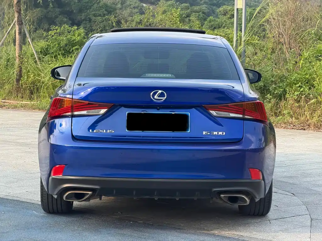 Lexus IS — миниатюра 13