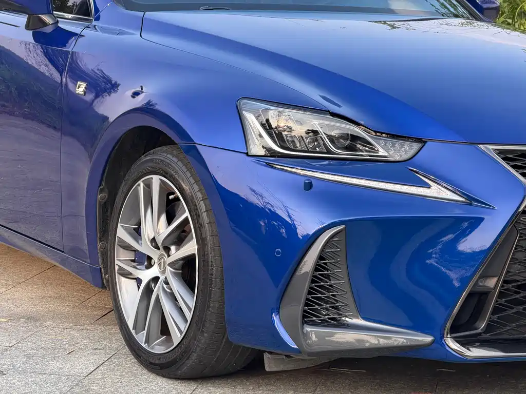 Lexus IS — миниатюра 11