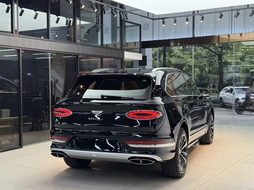 Bentley Bentayga 2024 4.0T V8