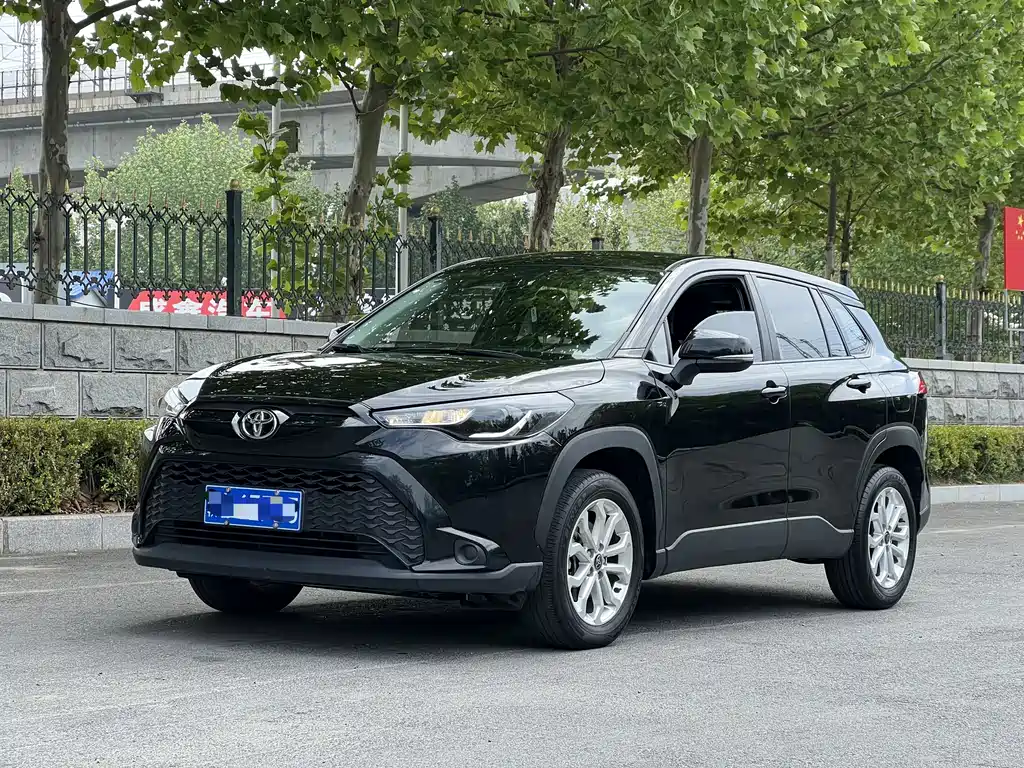 Toyota Frontlander 2024