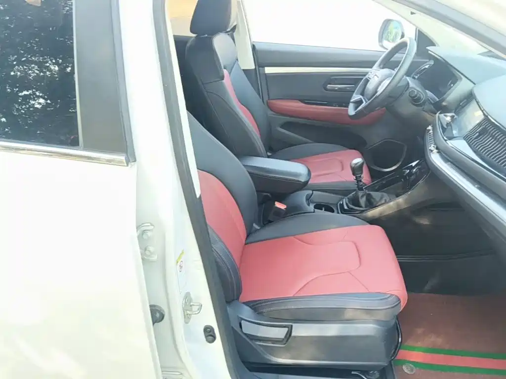 Haval H2s — миниатюра 25