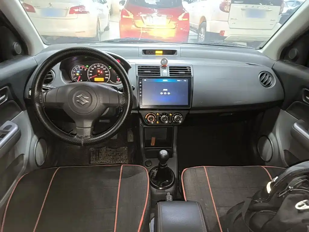 Suzuki Swift — миниатюра 10