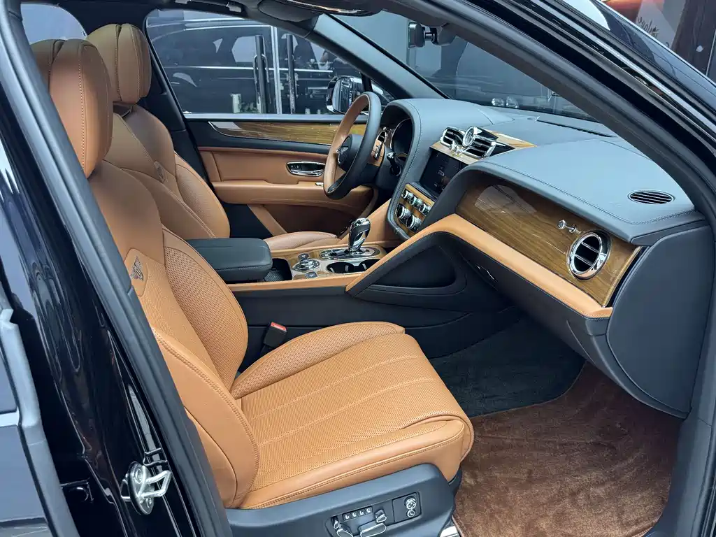 Bentley Bentayga — фотографии объявления, Фото 11