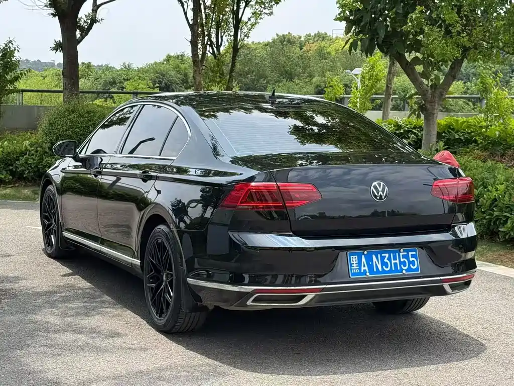 Volkswagen Magotan 2020 330TSI DSG Lead