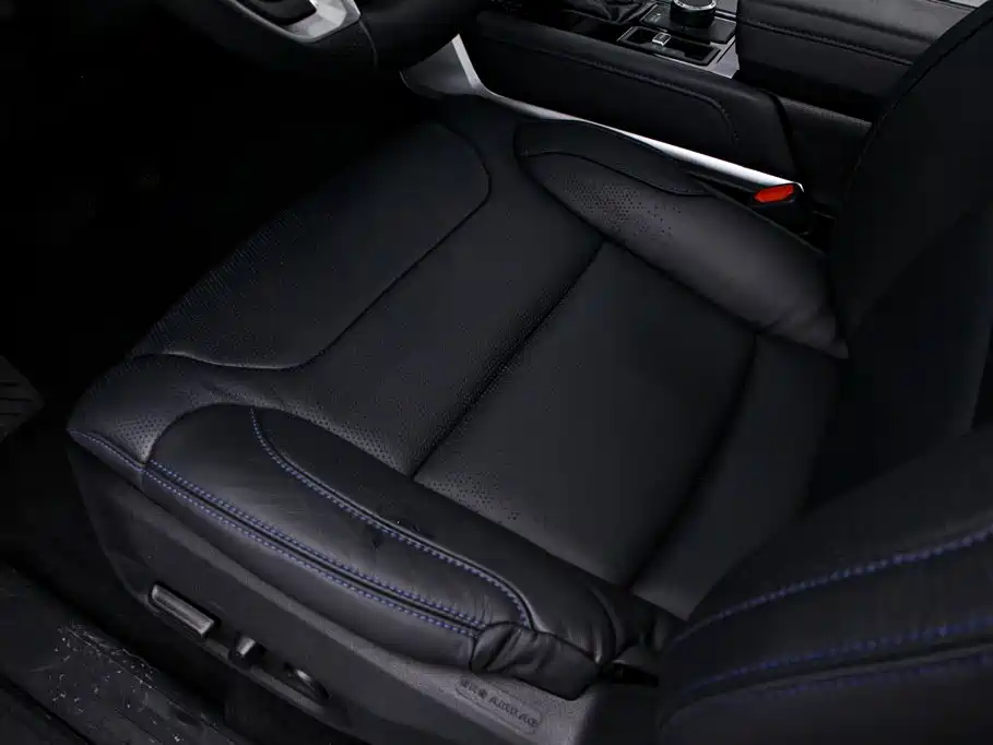 Toyota Sequoia — миниатюра 15