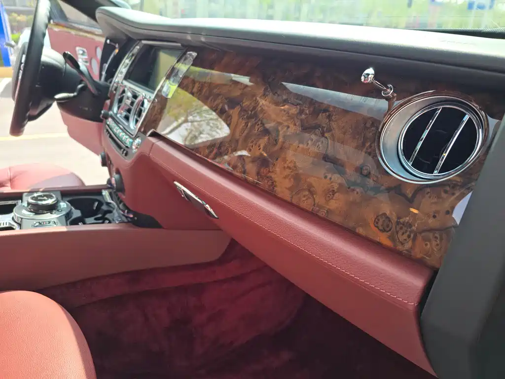 Rolls-Royce Ghost — миниатюра 10