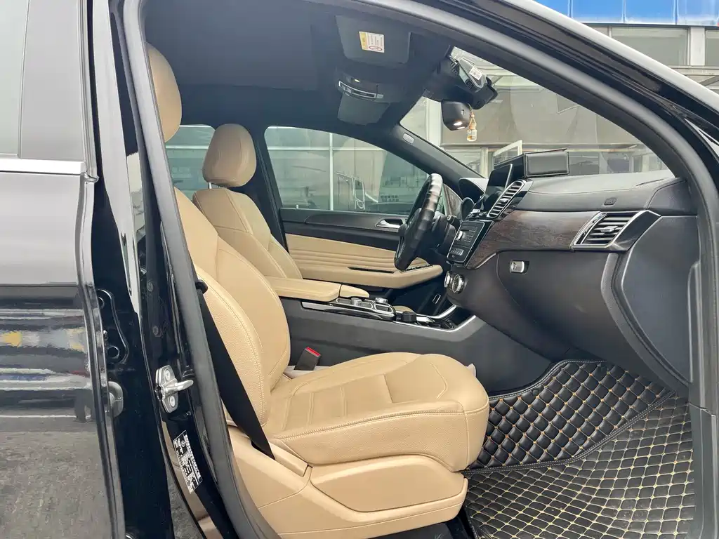 Mercedes-Benz GLE Coupe — миниатюра 4