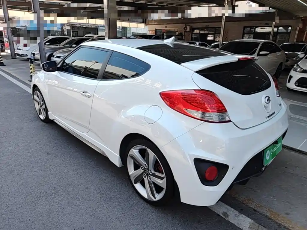 Hyundai Veloster — миниатюра 5
