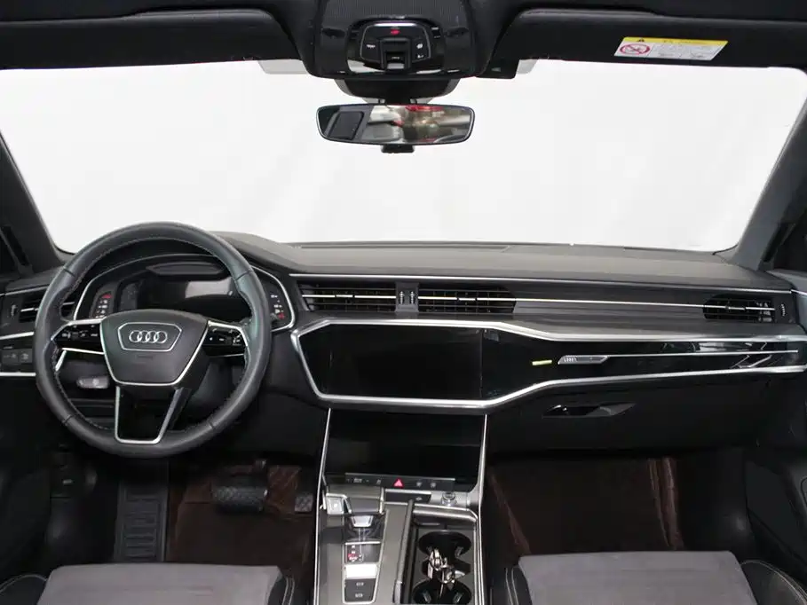 Audi A6L 2022 40 TFSI Luxury