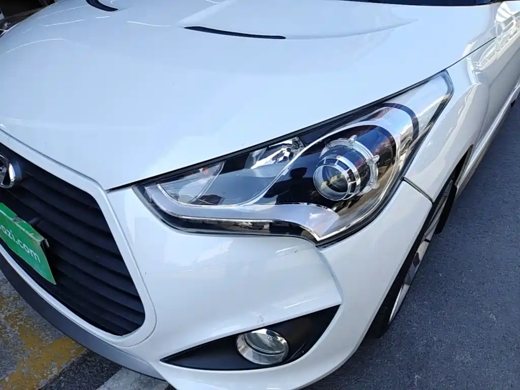 Hyundai Veloster — миниатюра 24