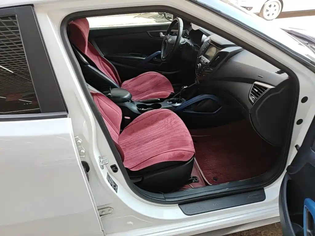 Hyundai Veloster — миниатюра 25
