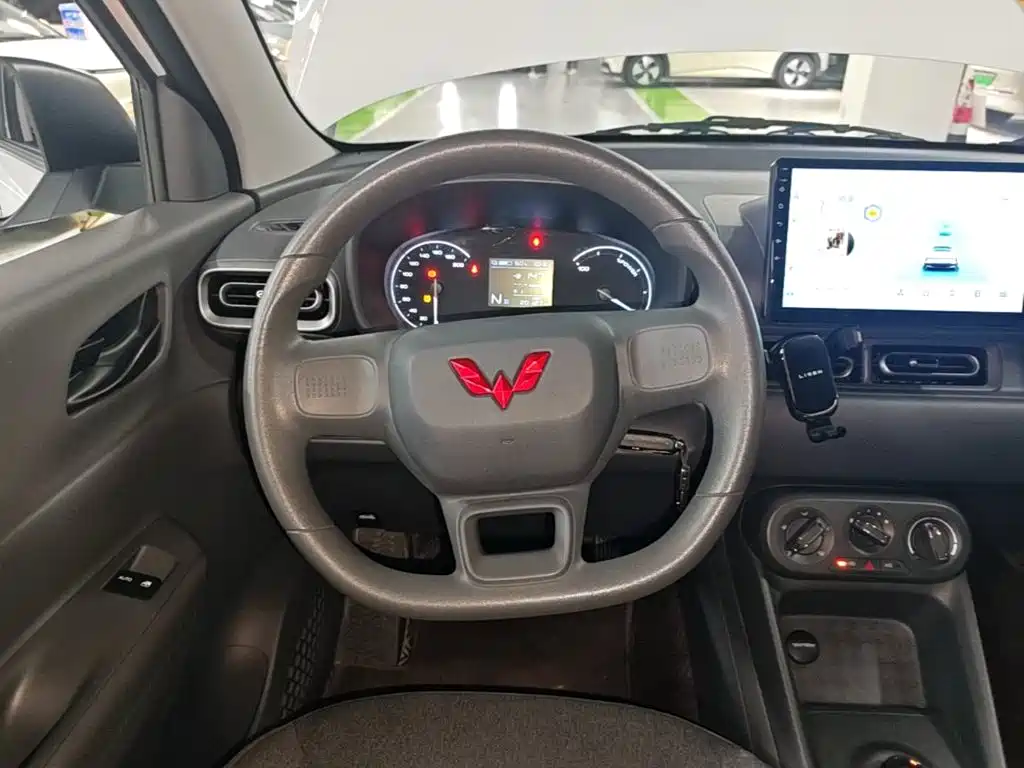 Wuling Hongguang EV — миниатюра 11
