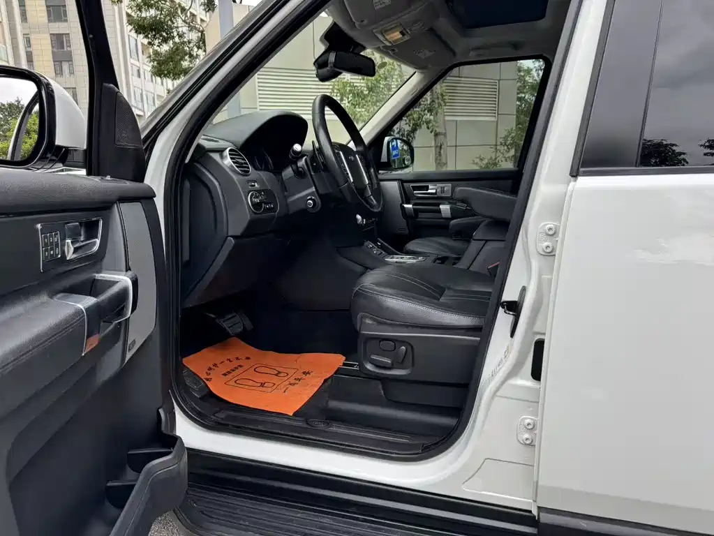 Land Rover Discovery 2016 3.0 SC HSE