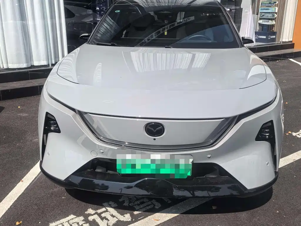 Mazda EZ-60