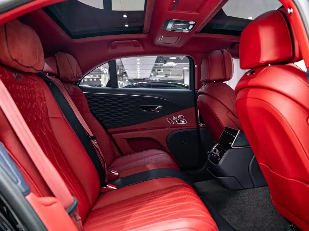 Bentley Flying Spur — миниатюра 16