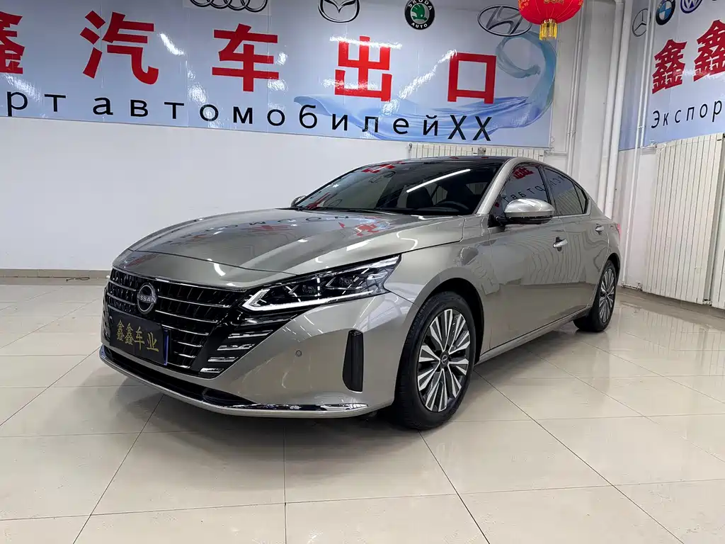 Nissan Teana 2023