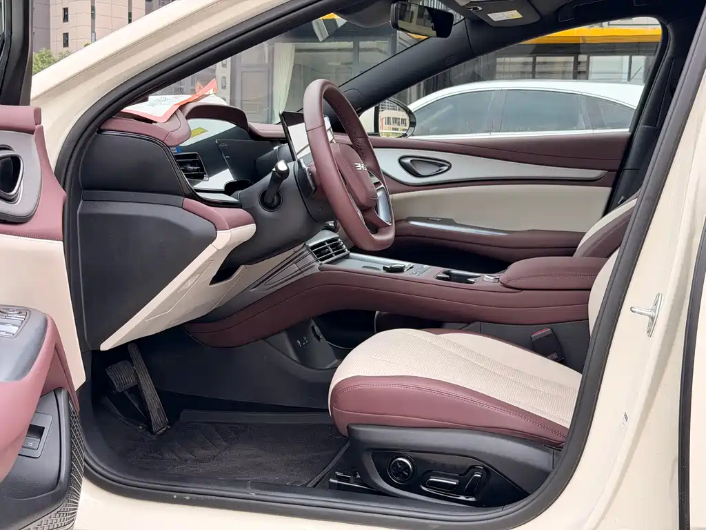 BYD Seal 07 DM-i — миниатюра 7