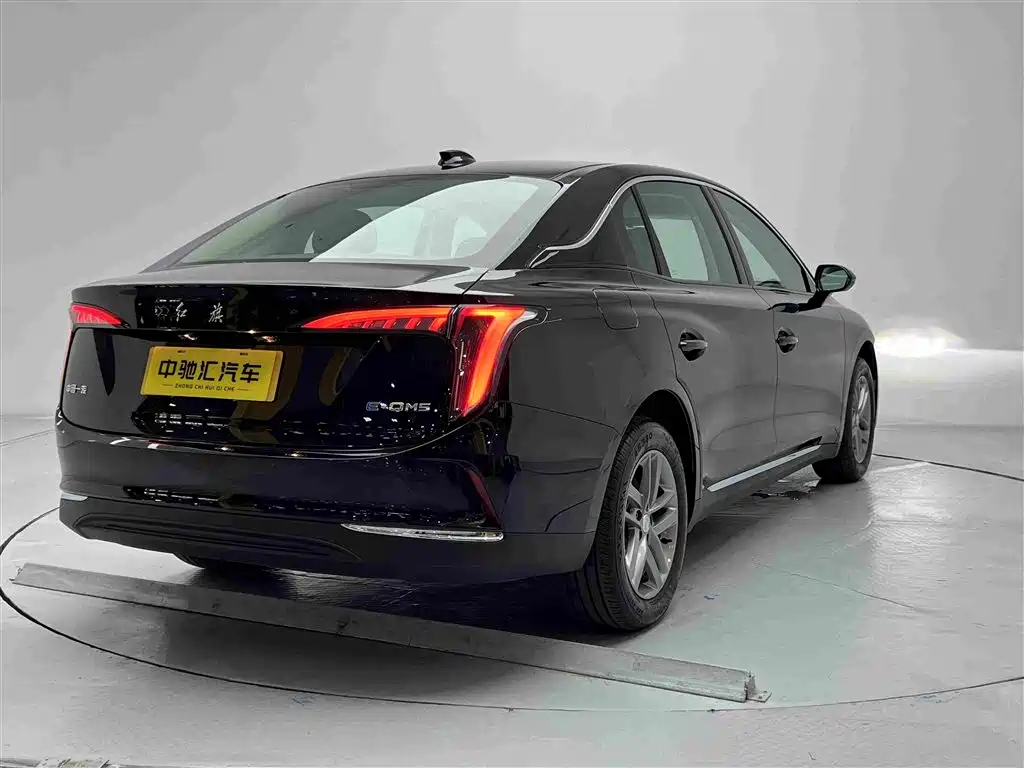 Hongqi E-QM5 2024 500km