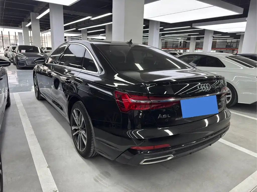Audi A6L 2022 40 TFSI Luxury