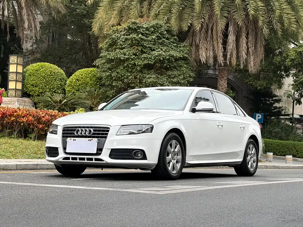 Audi A4L 2010