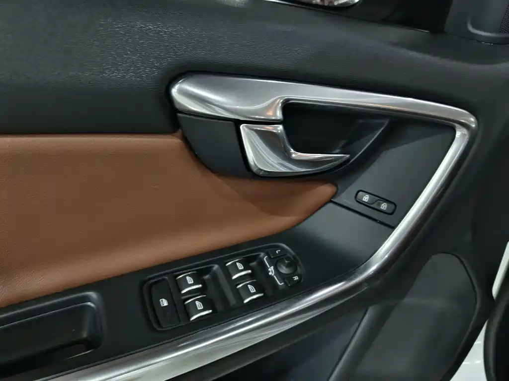 Volvo S60 2019 S60L T5