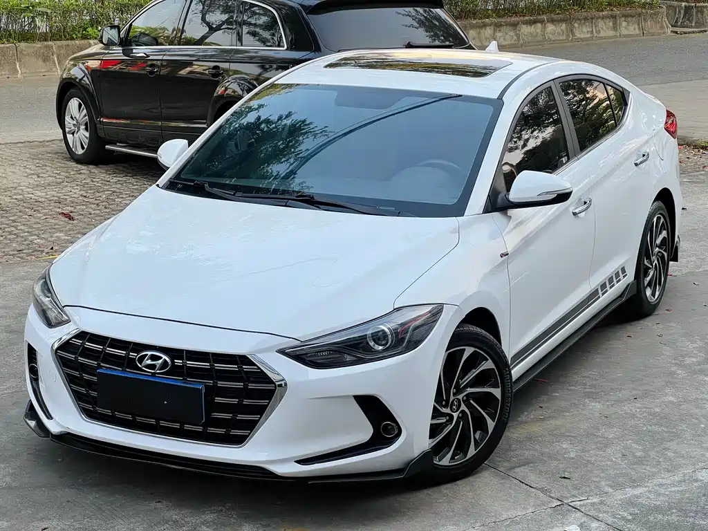 Hyundai Elantra 2019