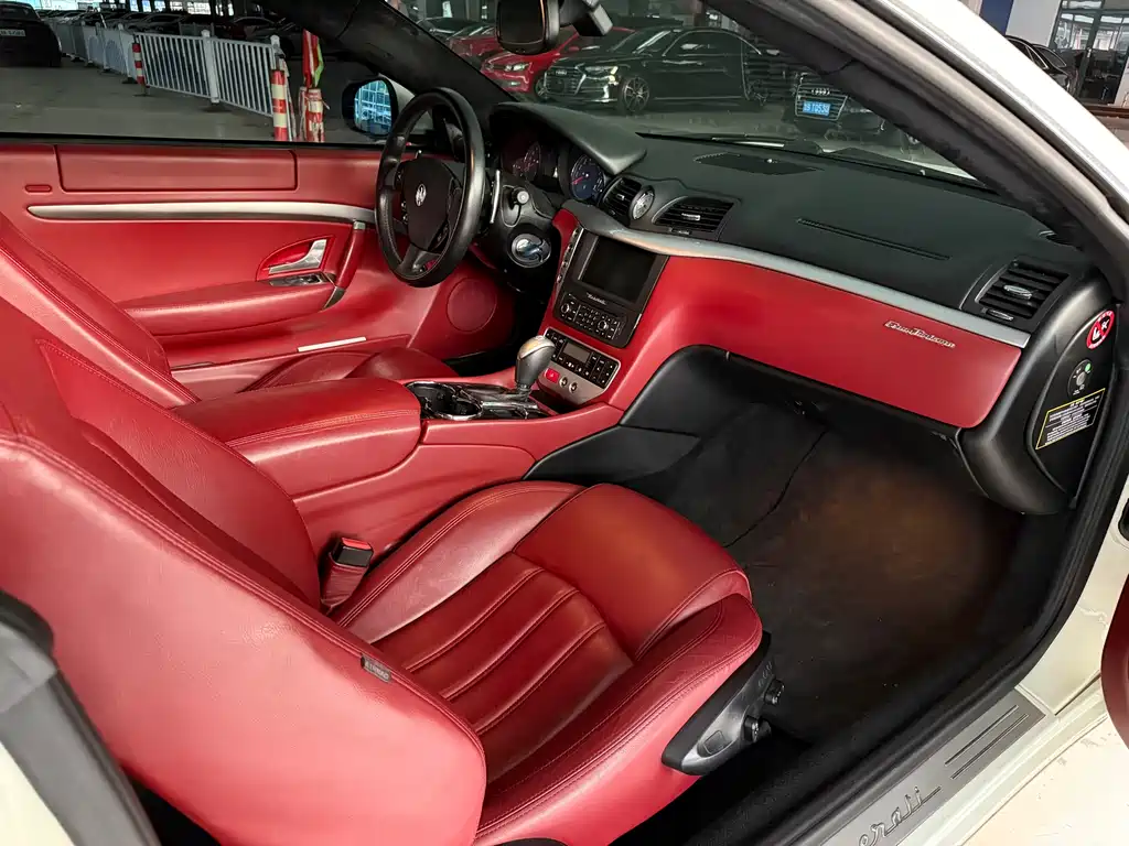 Maserati GranTurismo 2007 4.2L Standard