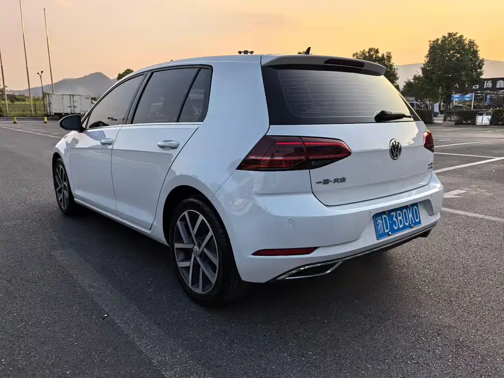 Volkswagen Golf — миниатюра 7