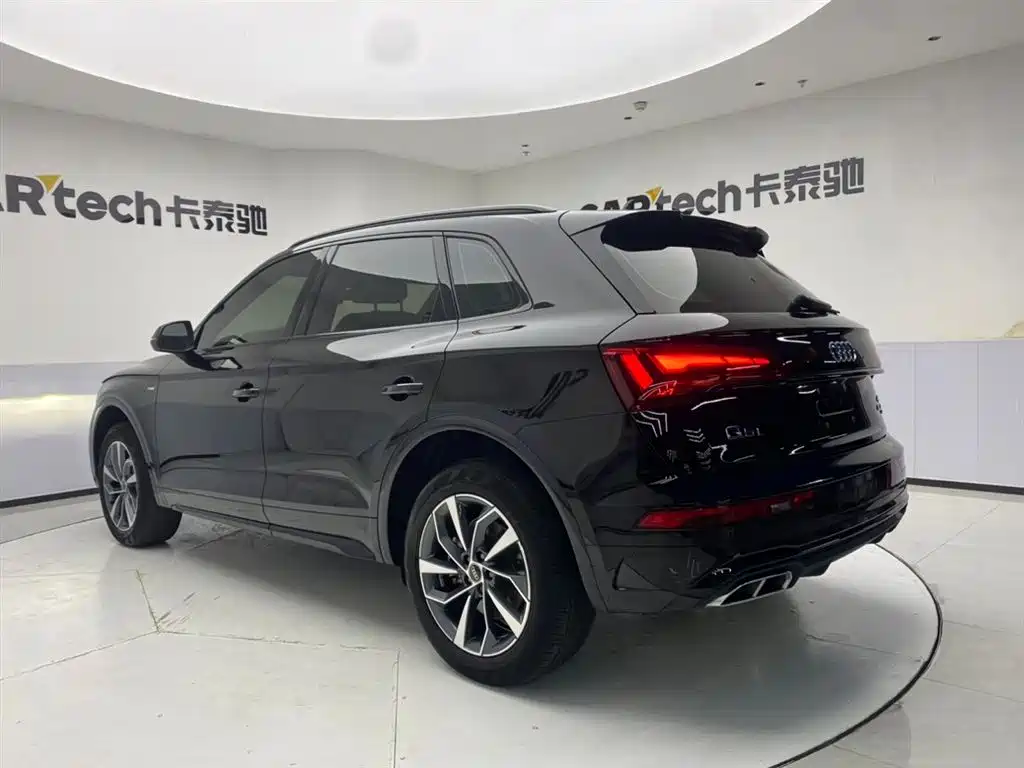 Audi Q5L 2023 40T Luxury