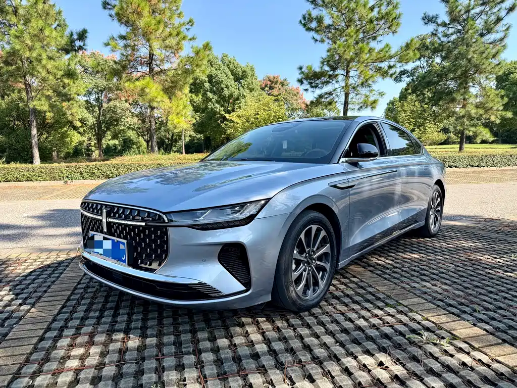 Lincoln Z