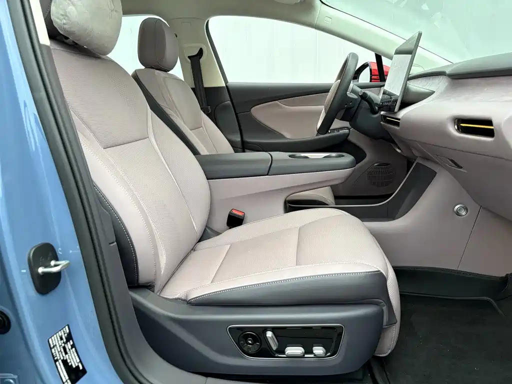 Hongqi Hongqi Tiangong 05 — миниатюра 14