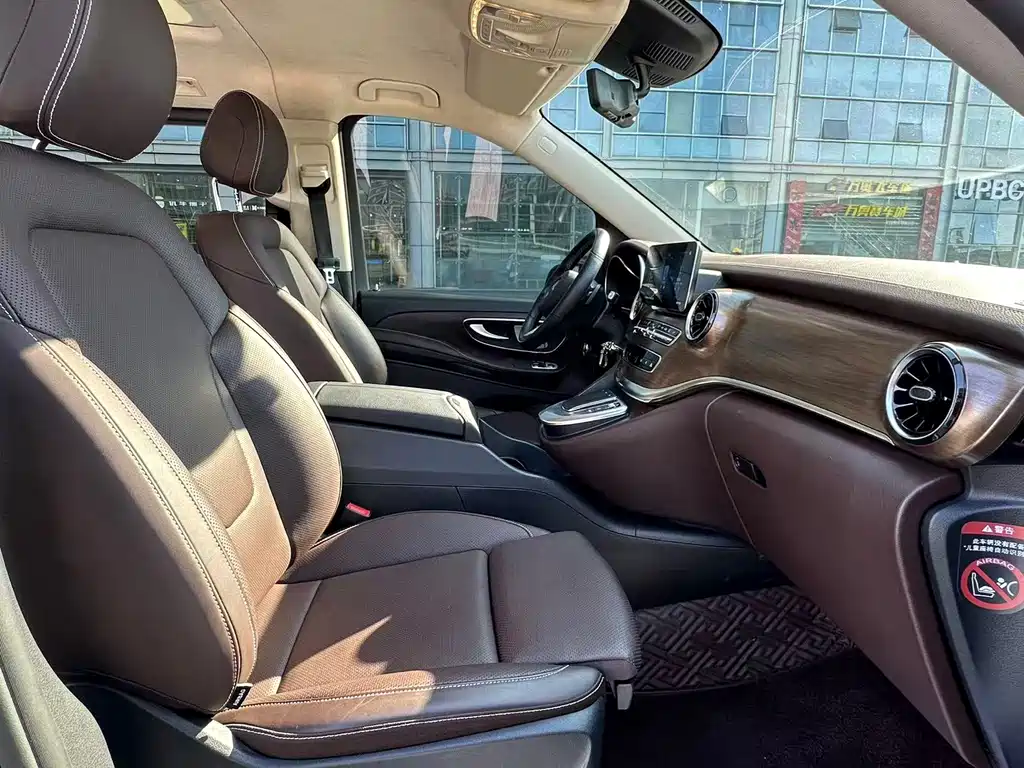 MERCEDES-BENZ V CLASS