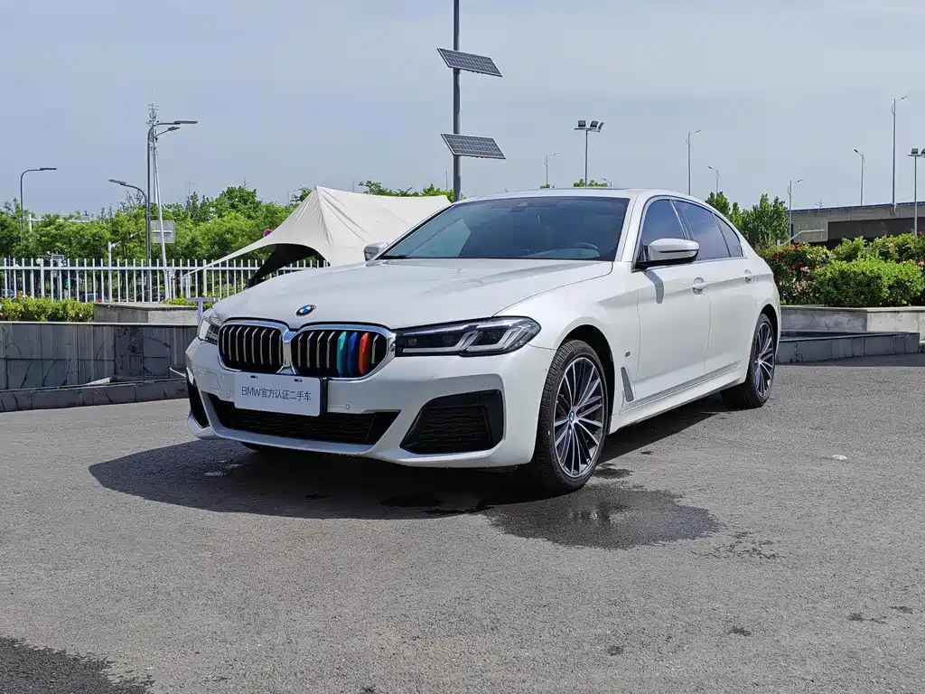 BMW 5 Series 2022