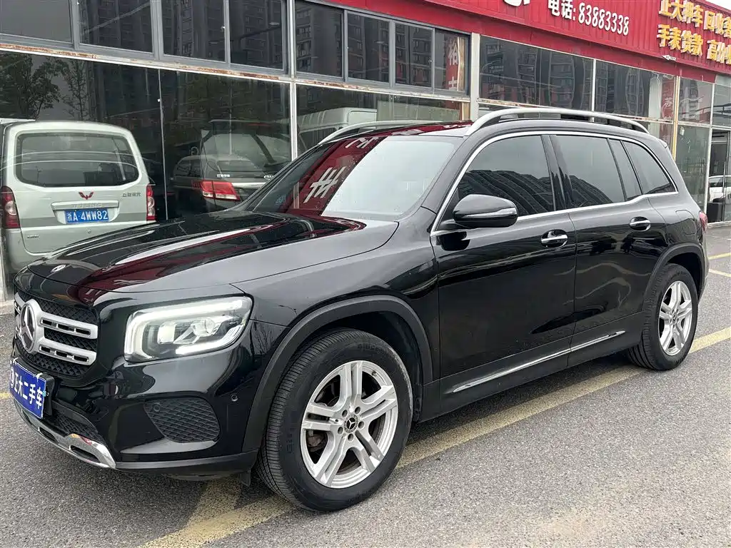 Mercedes-Benz GLB 2021