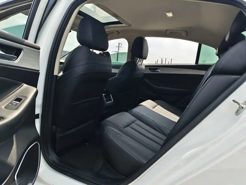 Chery Arrizo 5 PLUS — миниатюра 8