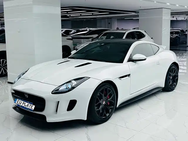 JAGUAR F TYPE 2018