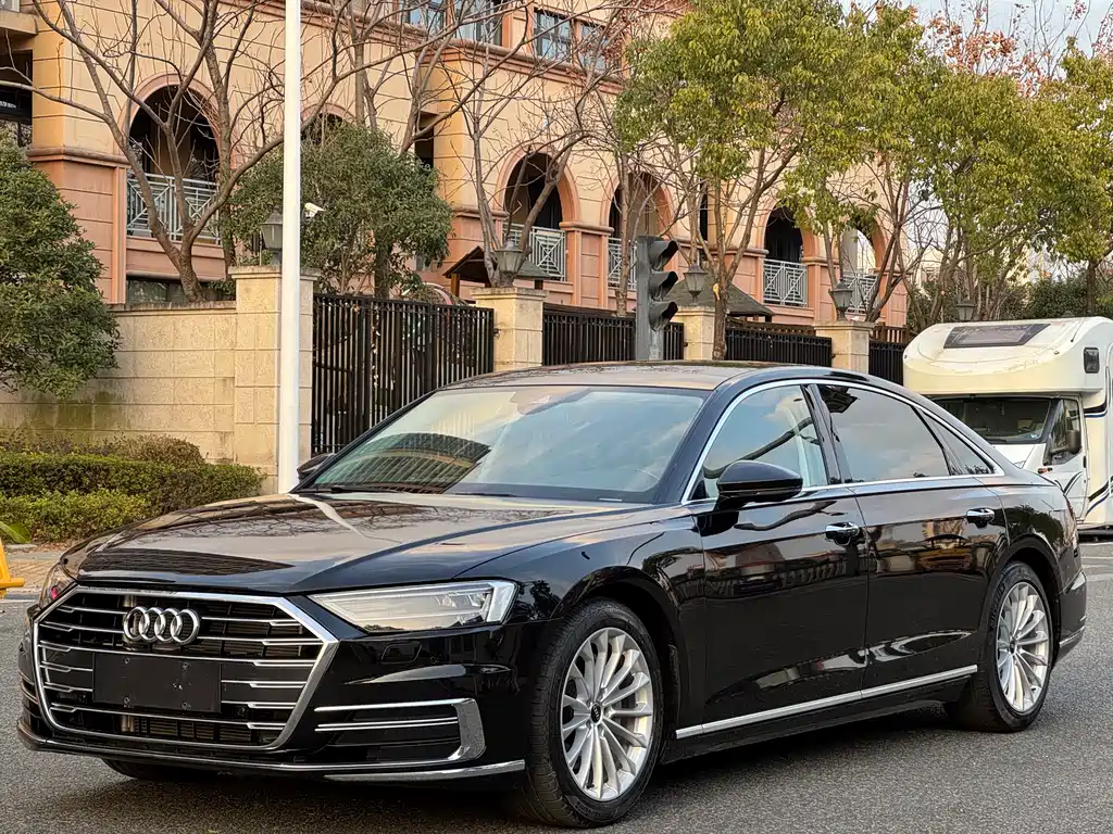 Audi A8 2022 A8L 50 TFSI quattro Comfort