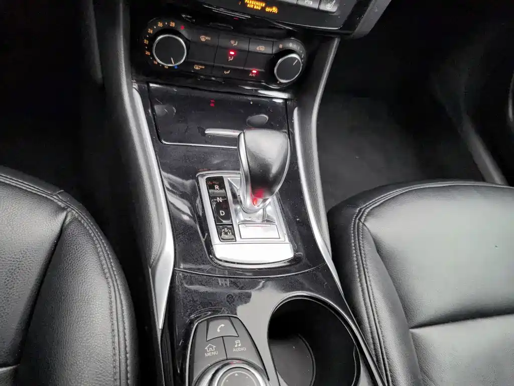 Infiniti QX30 — миниатюра 13