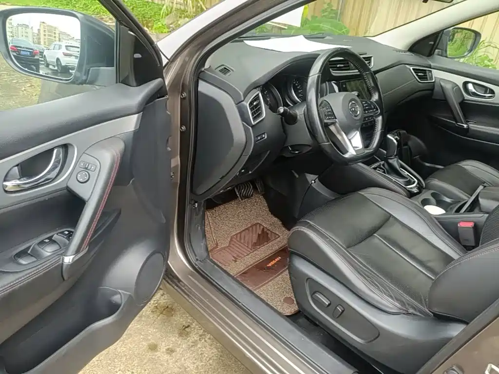 Nissan Qashqai — миниатюра 16