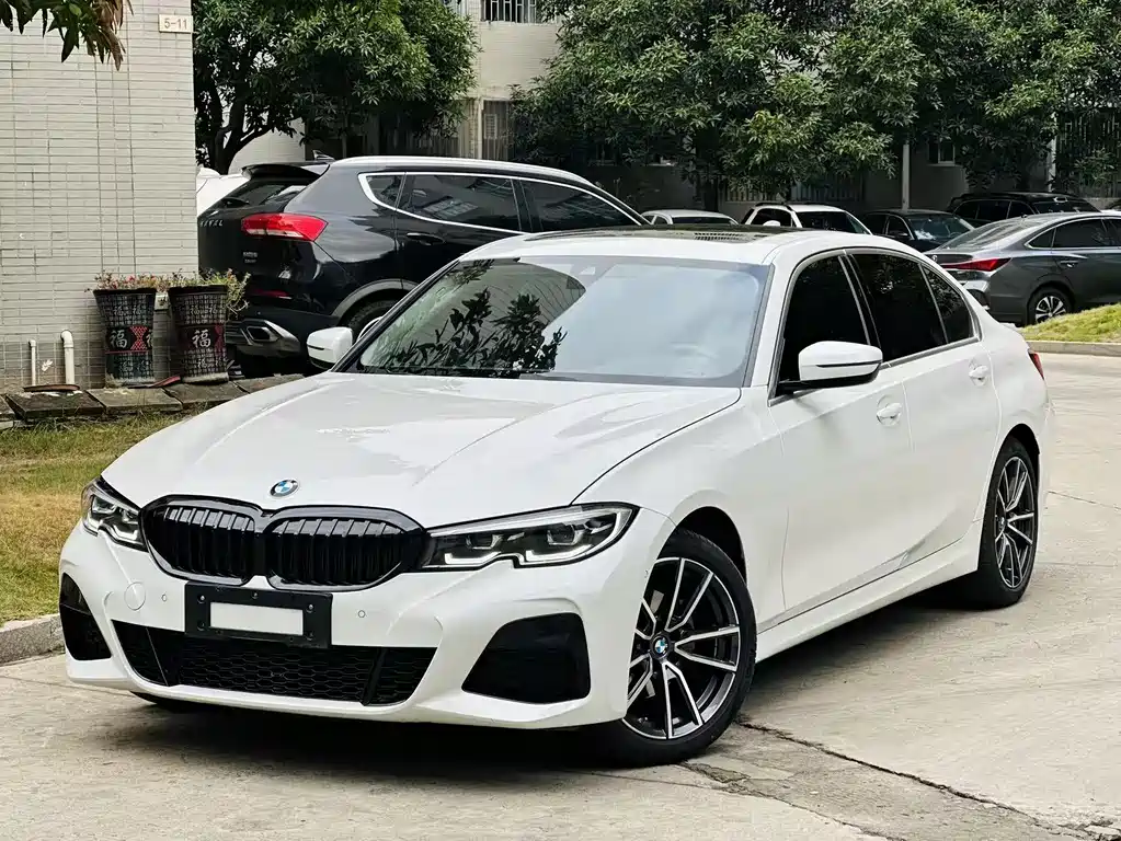 BMW 3 Series 2022