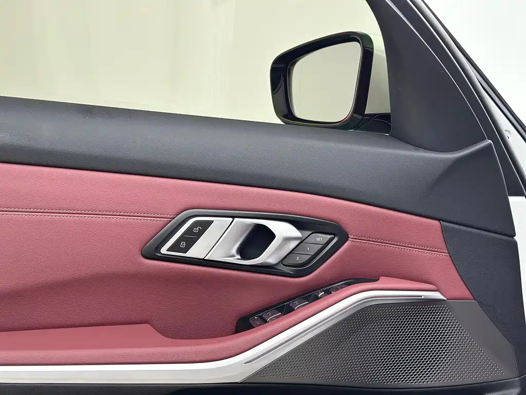 BMW 3 Series — миниатюра 11